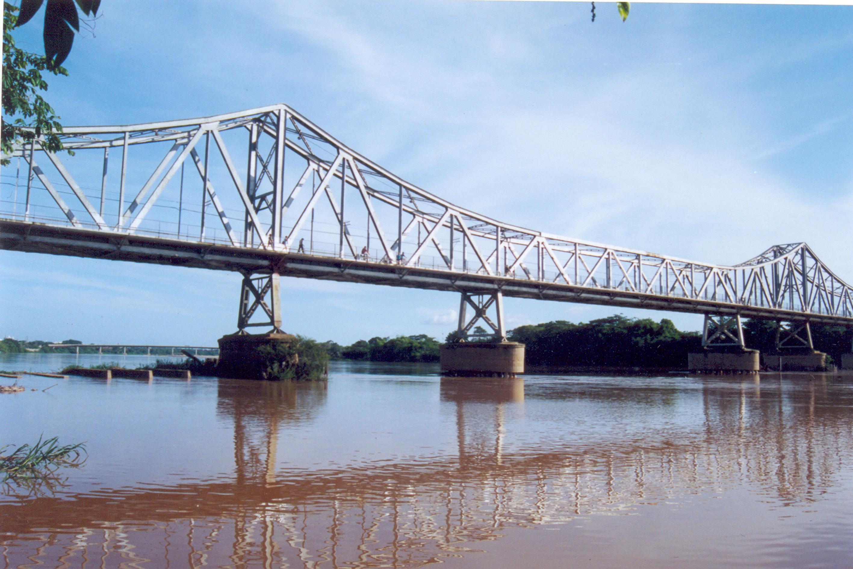 ponte metalica 1.jpg